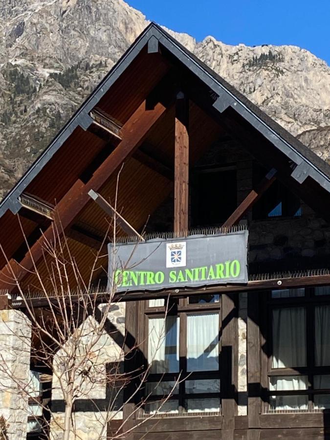 Check-in Casas Cumbre De Benasque Eriste